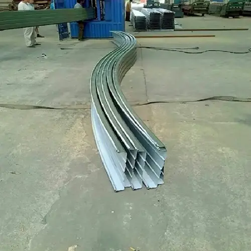 Panel Atap Melengkung Alu-Mg-Mn