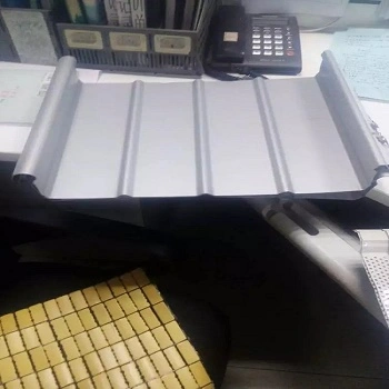 Panel Logam Aluminium-Magnesium-Mangan