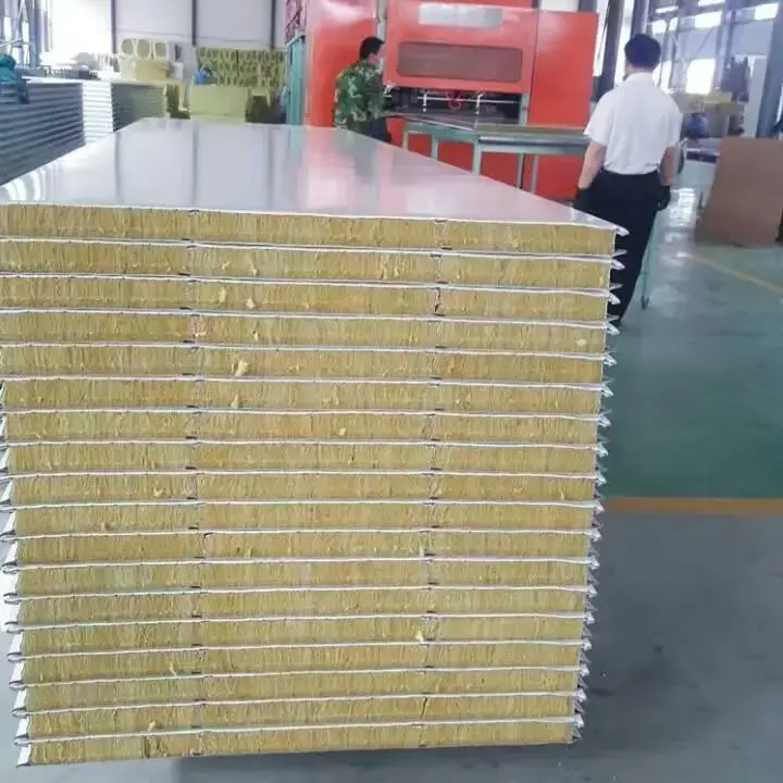 Panel Sandwich Wol Batu